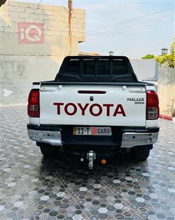 تويوتا هايلوكس
